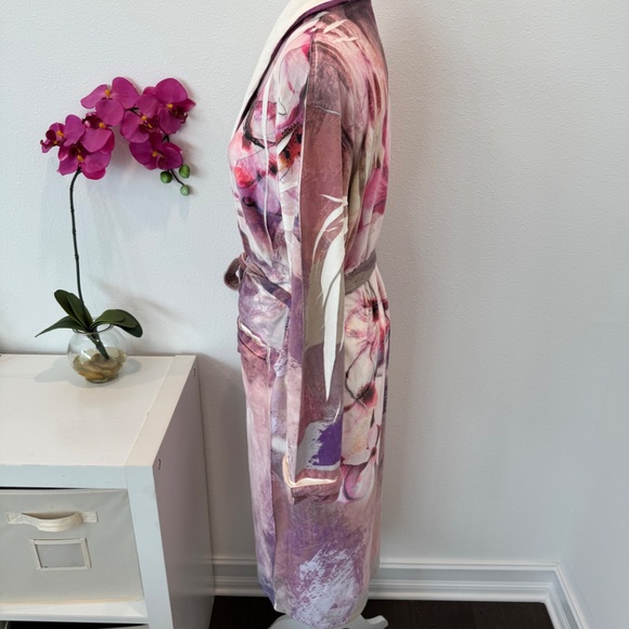 WRAP UP BY VP Women’s Long Pink/Cream Floral Print Soft Robe One Size - Picture 10 of 16
